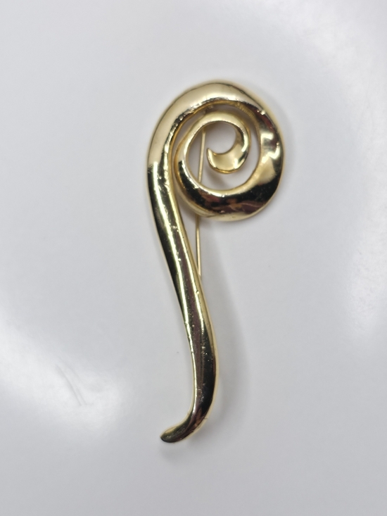 Vintage Jewelry - Vintage 80s Gold Swirl Brooch Pin Modernist 3"